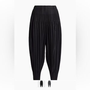 Fluffy Basics Tapered Pants sz 4